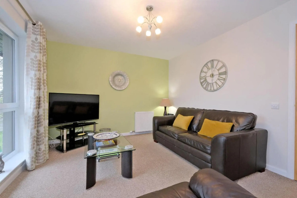 Netherhills Apartment