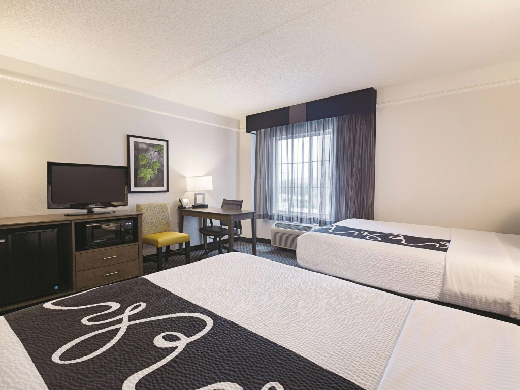 La Quinta by Wyndham Dallas Plano West