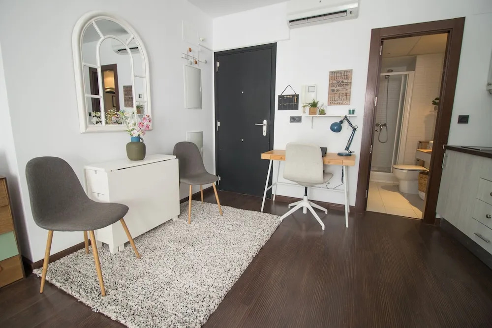 Rustic Chic Studio Downtown by La Recepcion