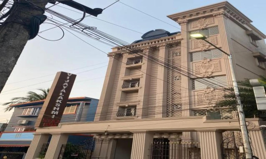 FabHotel Vijaylakshmi Stay Inn
