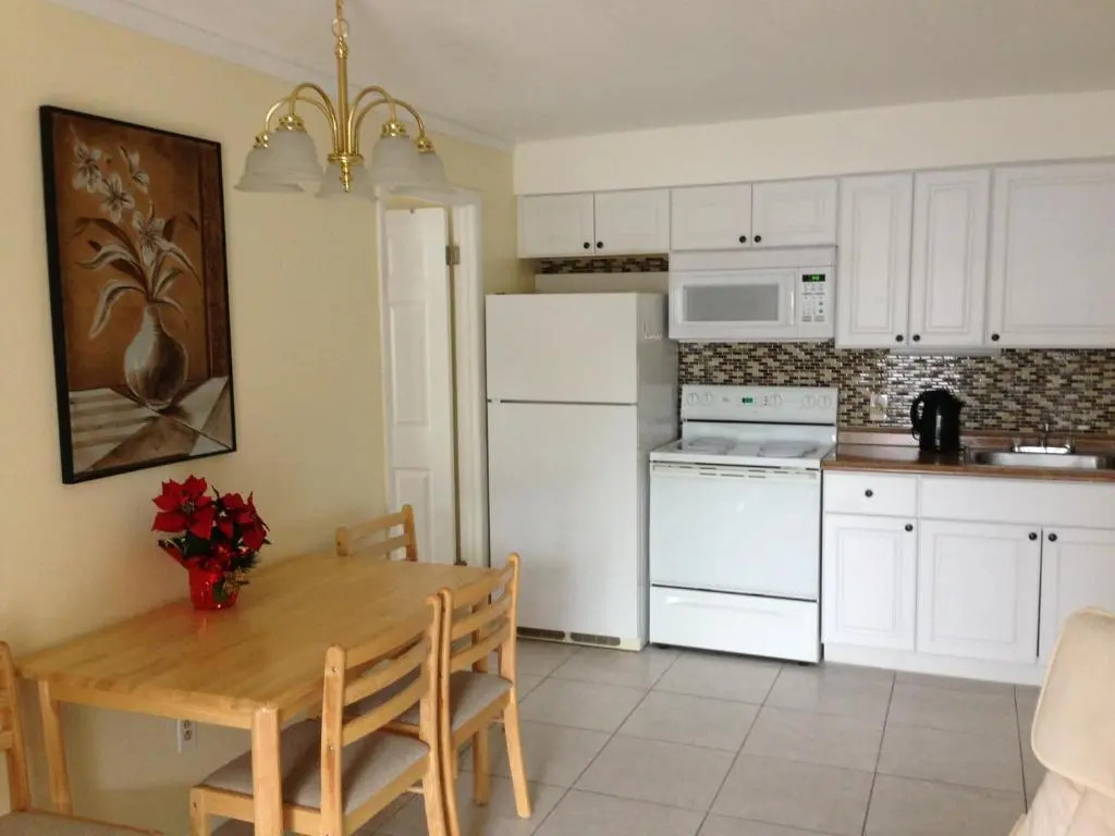 Carousel Suites -Redington Shores