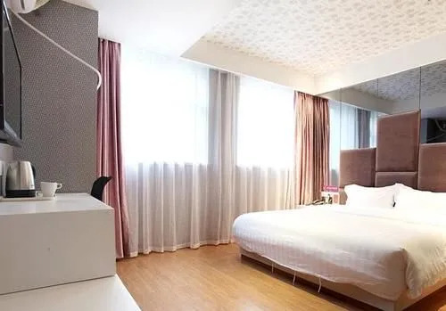 Heart Space Business Hotel