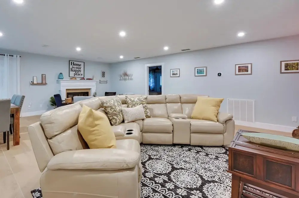 Pool Table, 4 Mi to Lake: Inverness Getaway