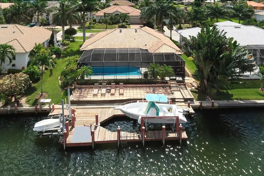 1650 Galleon Court