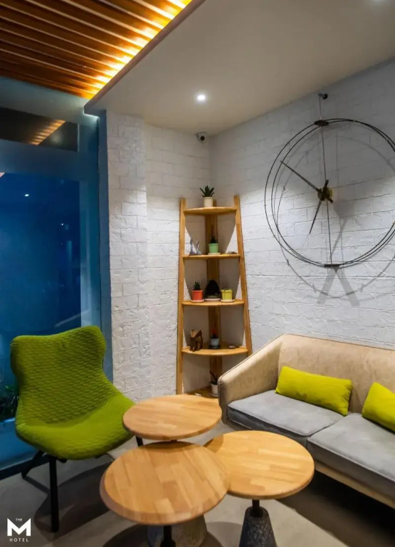THE M HOTEL