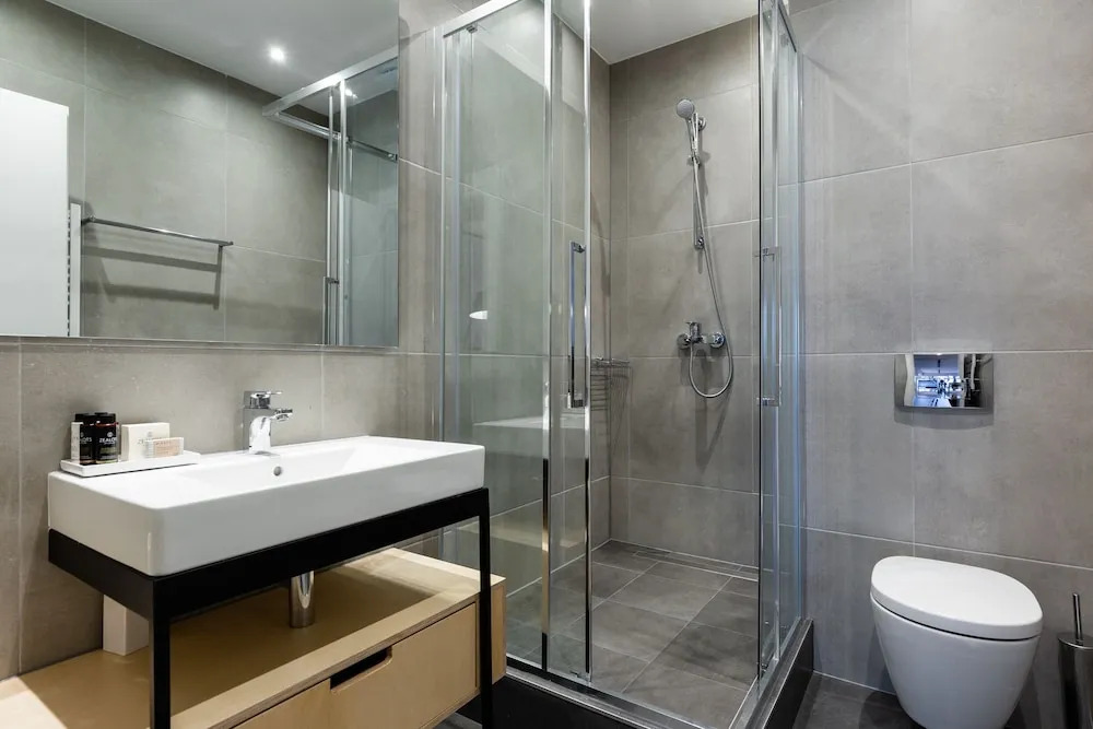 Ermou str. Elegant Apartments by UPSTREET