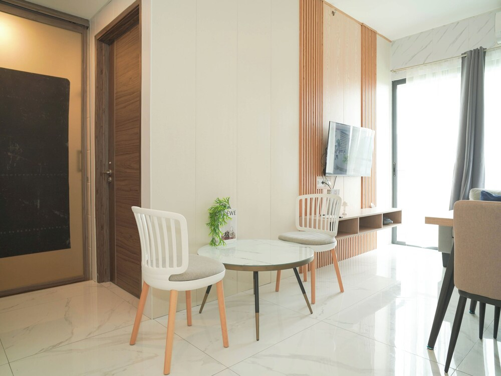 Tranquil 2Br For 3 Pax At Sky House Alam Sutera Apartment