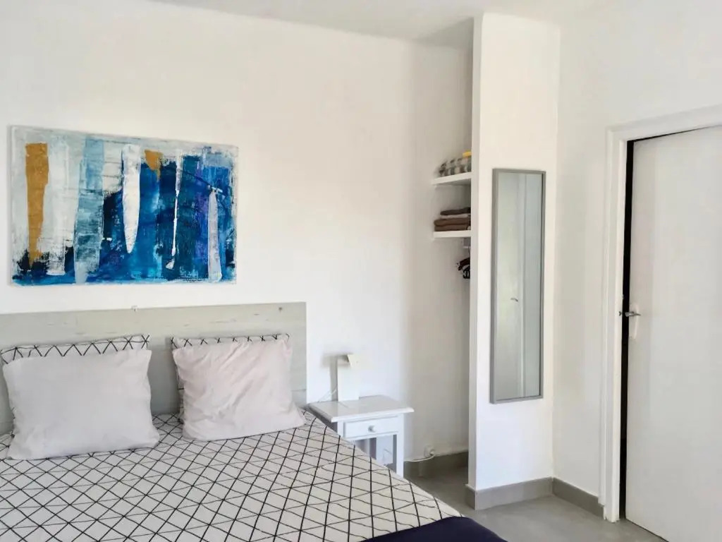 Studio Hisenda Canyelles Petites