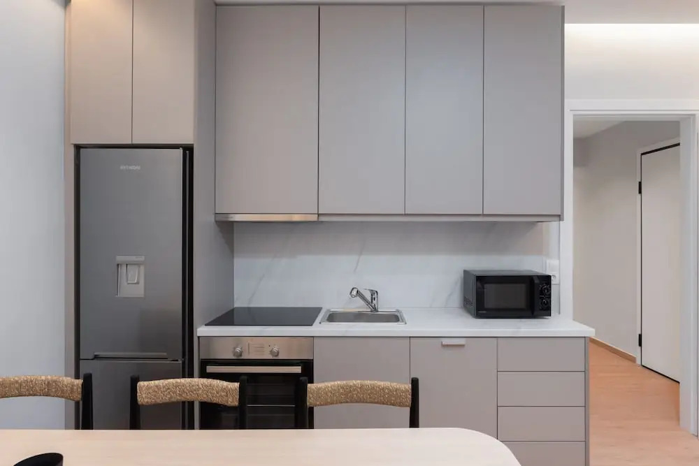 Acropolis White Key Residence