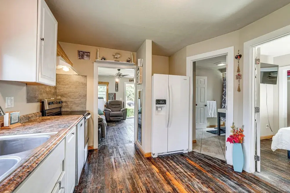 3 Mi to University of Oregon: Cozy Home