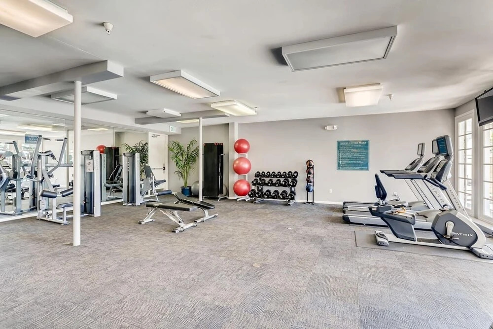 NEW - Private Entrance 2BR/BATH Next To Ritz Carlton Laguna - Walk To Beach! (MB3)