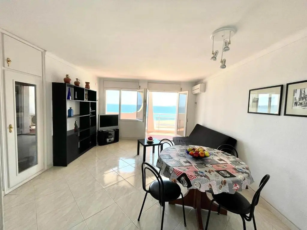 91-Dos habitaciones con vistas a la Bahía de Roses