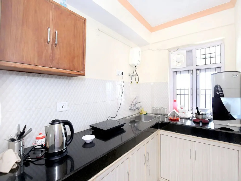 OYO 12931 Home 2BHK Valley Cottage