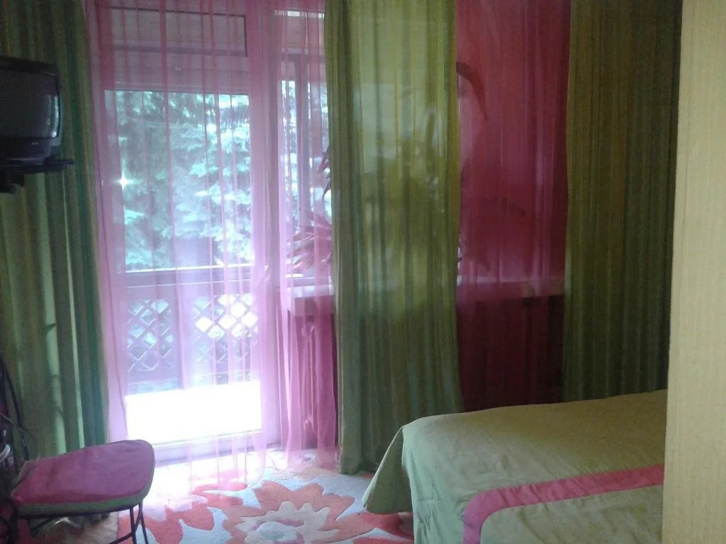 Hotel Vezhen