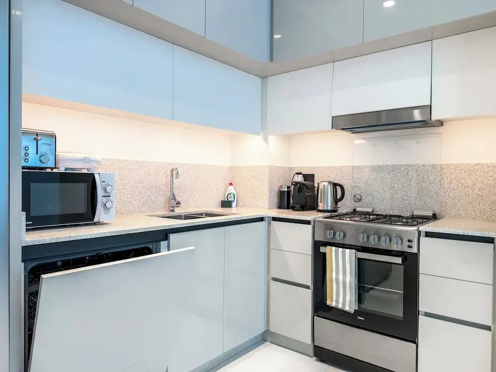 High floor Panoramic 2BR & Private Beach