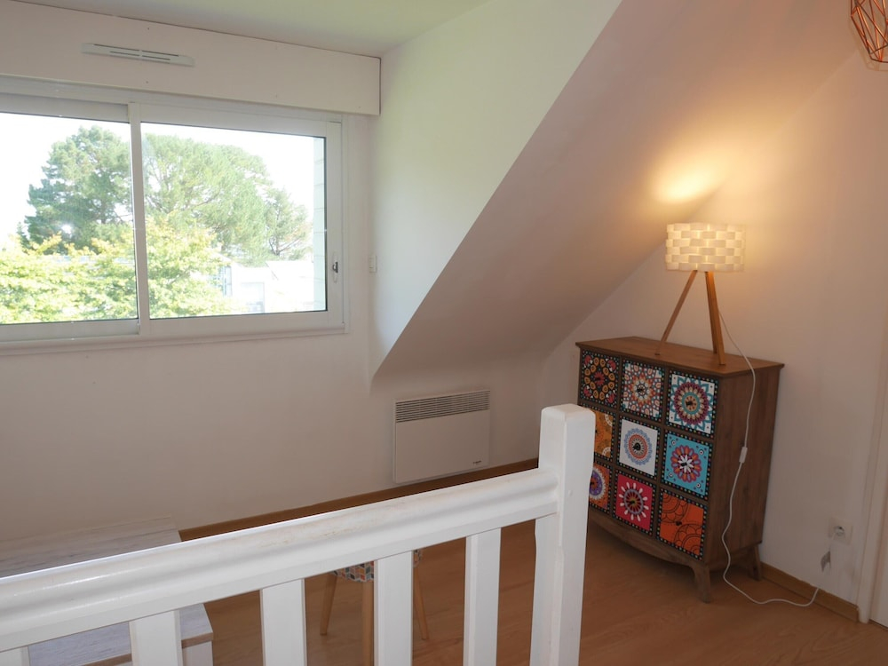 Holiday Home With Partial sea View, Douarnenez
