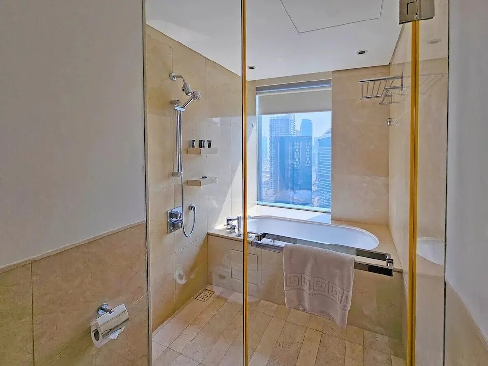 Luxury Address Res Dubai Marina 1BR-2514