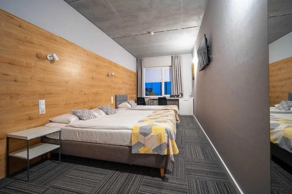 Hotel 107