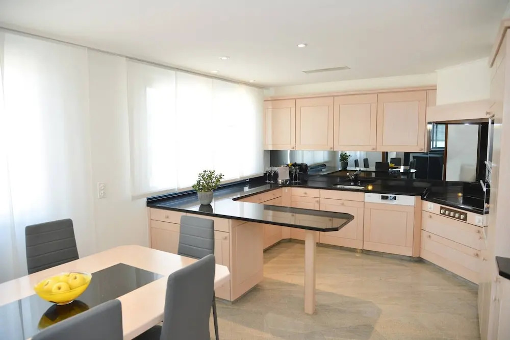 One & Only ?central City Penthouse