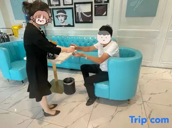 Xana Hotelle (Urumqi Midong)