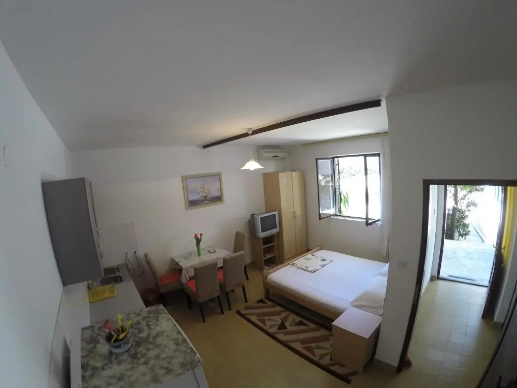 Apartment Kotor-Andrija Jovanovic