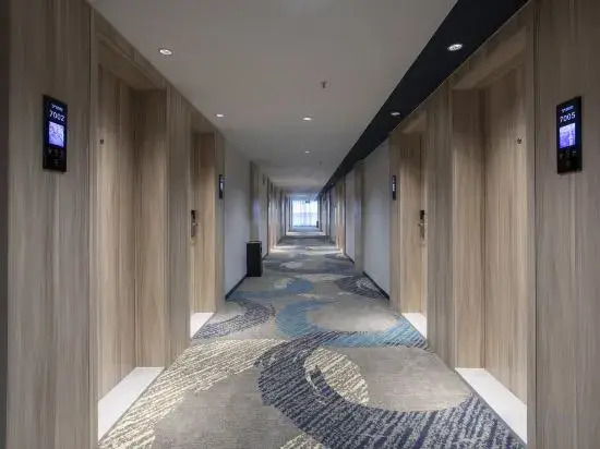 Yeste Hotel (Liuzhou Five Star Pedestrian Street Liuhou Park)
