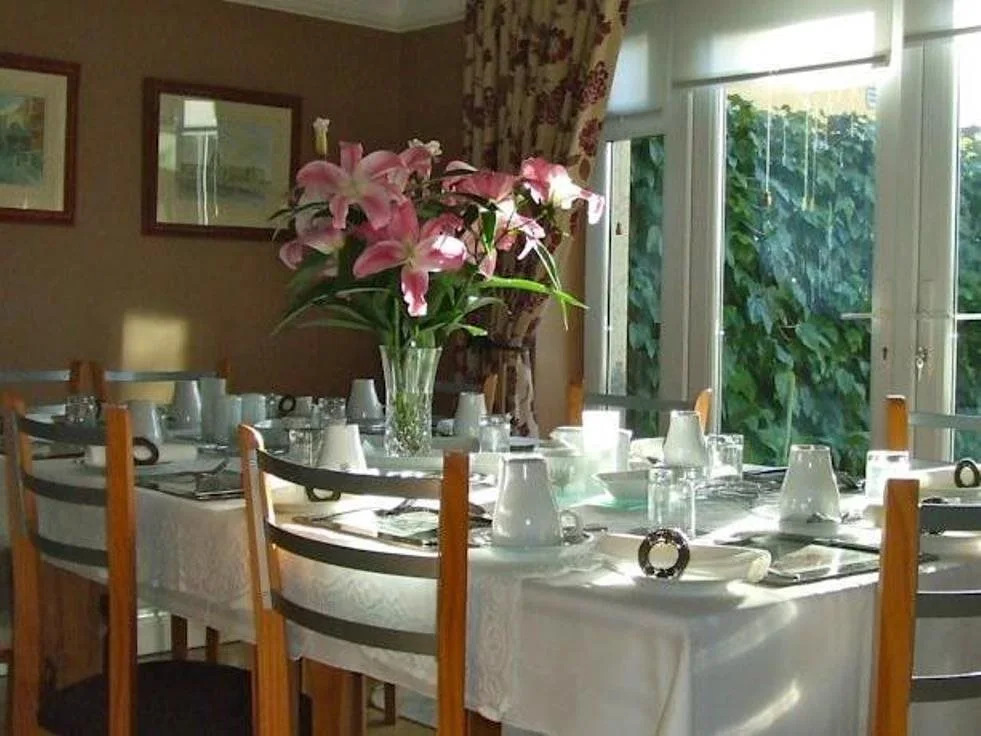 Annandale House