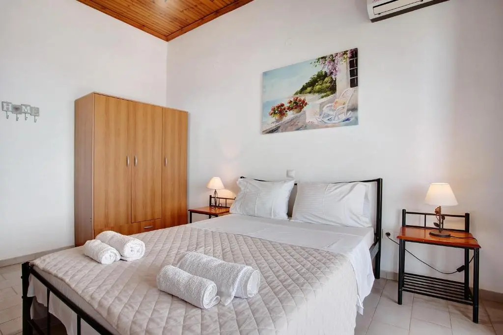 Yiannis Apartment 5 Adults