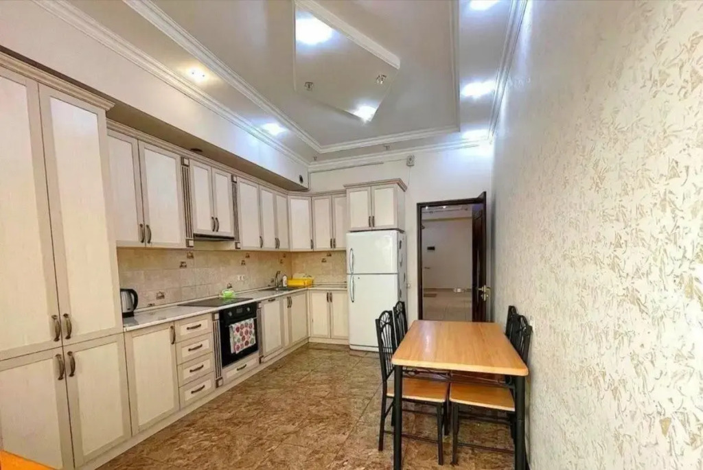 LUXURY Spacious 2 bedroom apartment by CASCAD, New Building, Opera View+Open Balcony