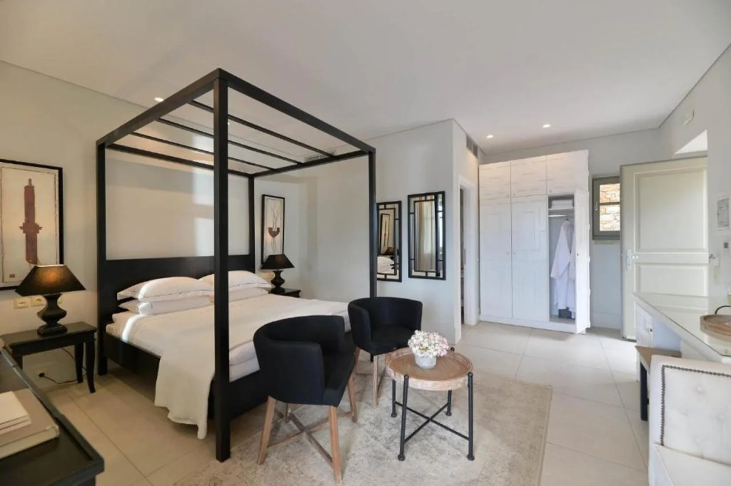 Akrolithi Boutique Hotel