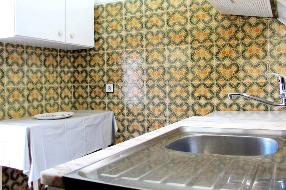 Apartment with 2 Bedrooms in Porches, with Furnished Balcony And Wifi