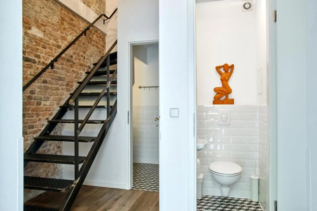 Beautiful And Cozy Remise for Up To 6 Guests