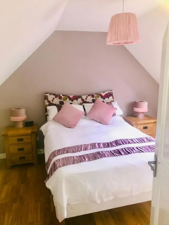 Red Deer Cosy Apartment in Letterfrack Connemara