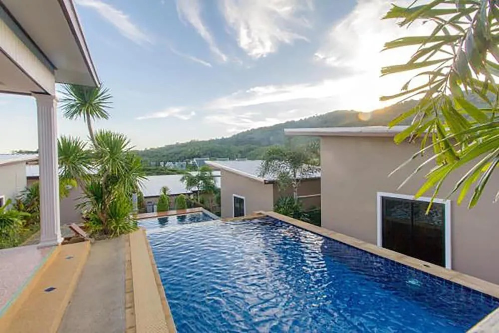 Naiharn Retreat Resort