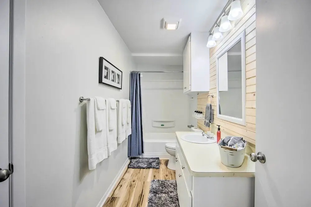 Longview Vacation Rental Home: 4 Mi to Dtwn
