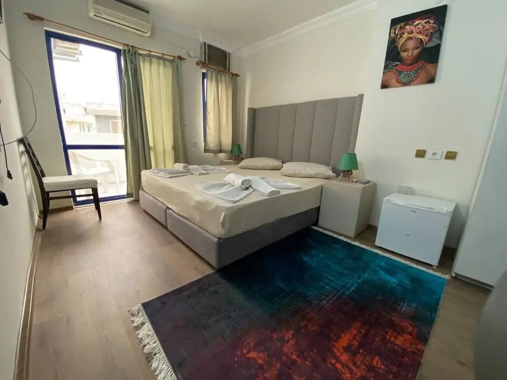 Ada Corner Hotel