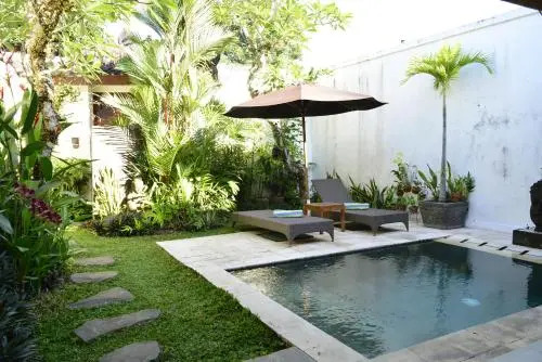 Villa Kembali