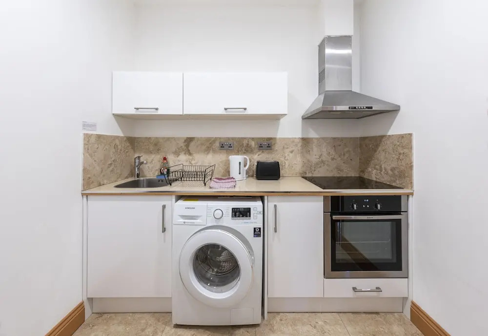 Arlo Apartments