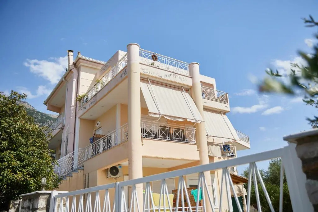 Paralia Vergas Apartments Studio