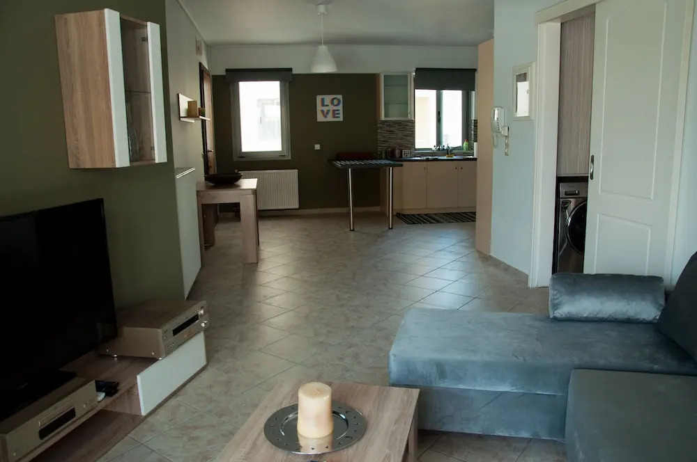 Cozy Flat near Athens City Center
