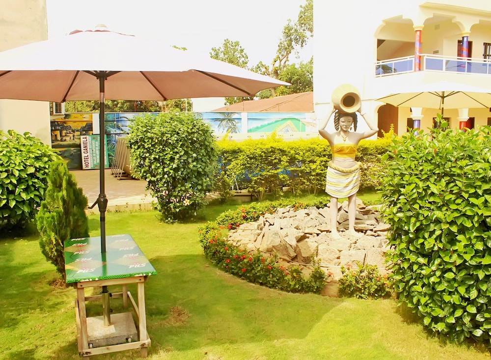 Hotel Ganiela