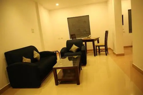 The Metro Manor