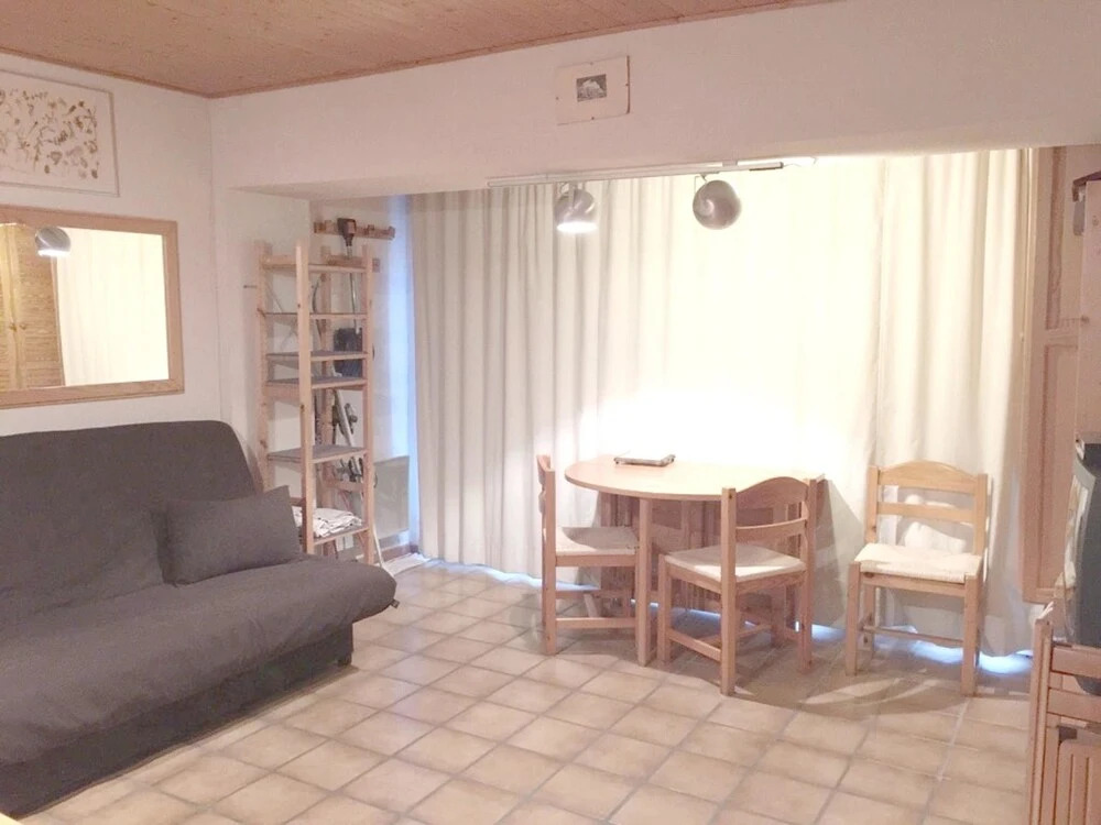 Apartment With one Bedroom in Vars, With Wonderful Mountain View and F