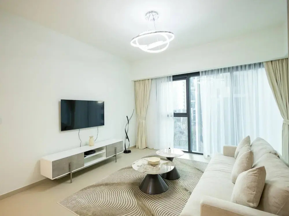 Mh - Act One Act Two - 1 Bedroom - Ref502