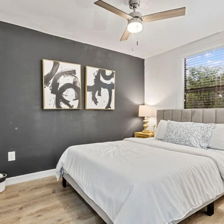 Arbor Villas I 8 Apts Sleeps 57 Great Location
