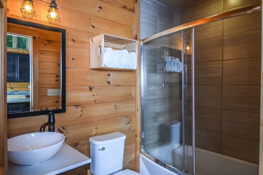 LakeStar Chalet