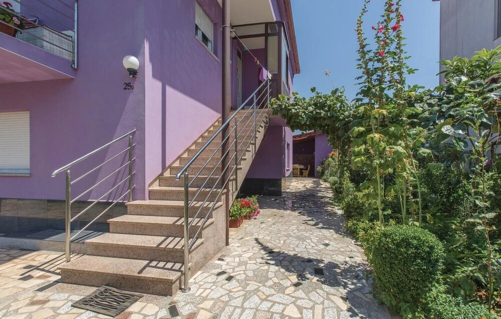 Nice Home in Fazana With Wifi and 3 Bedrooms