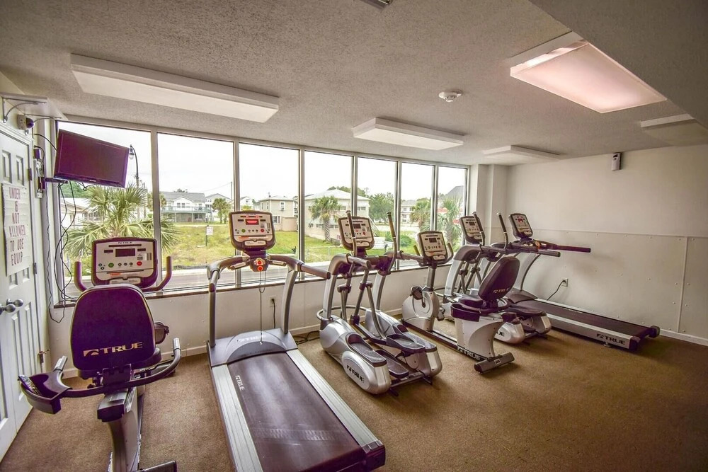 Crescent Shores S 1811 3 Bedroom Condo by RedAwning, North Myrtle Beach