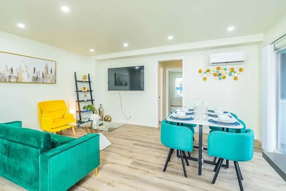 Newly Remodeled 2b2b APT Near Pasadena Old Town