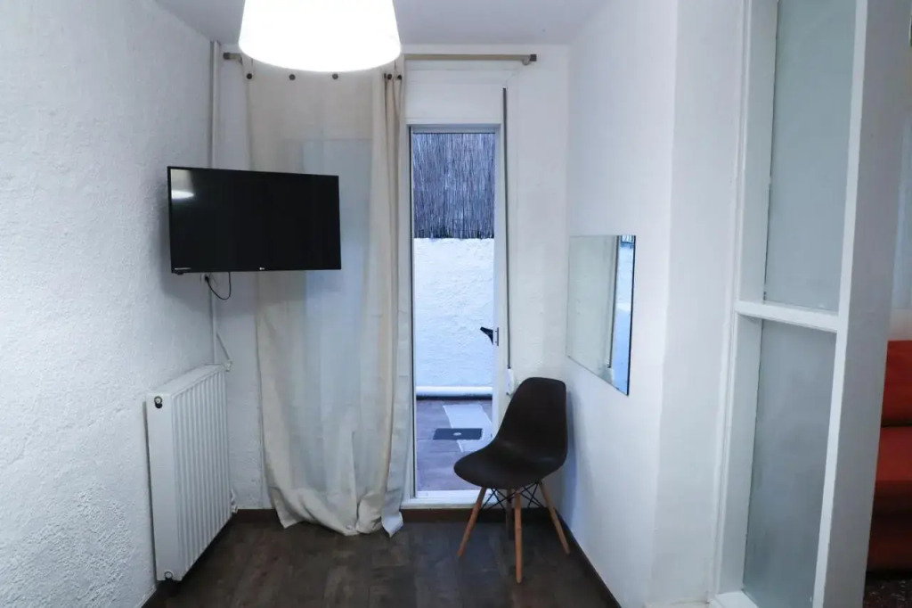 Detached house 1km from Acropolis Filopappou